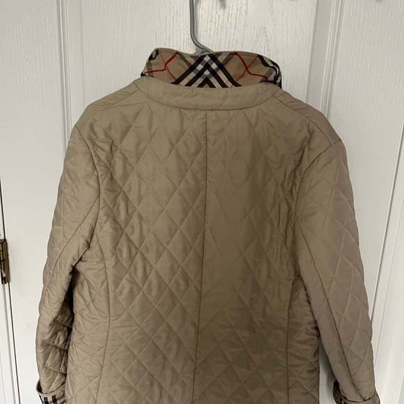 Tan Burberry Quilted Jacket Size M - Picture 5 of 13